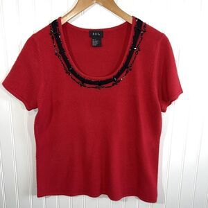 R•Q•T Red Short Sleeve Sweater With Black Bead Details In EUC Size Large